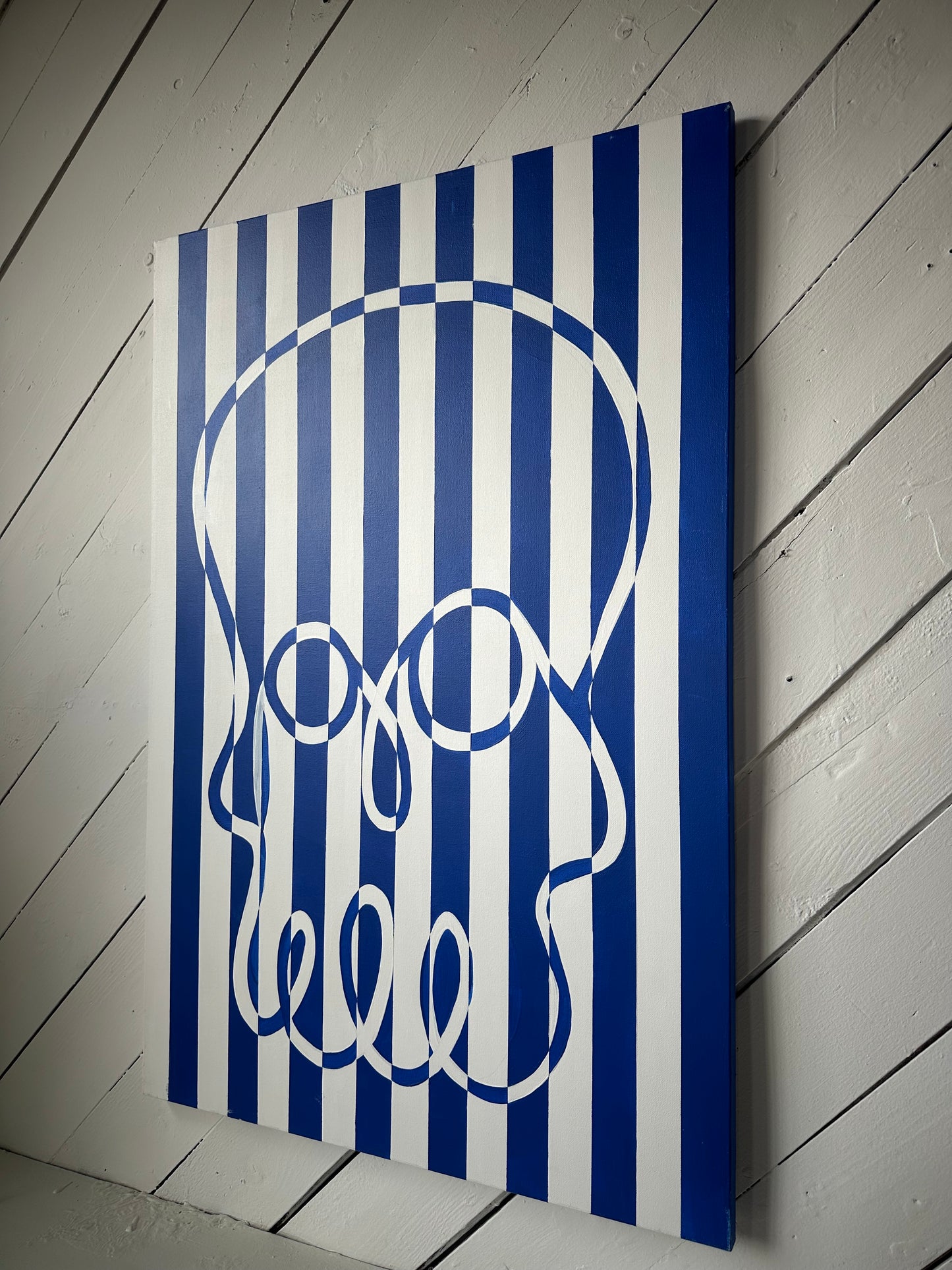 Vertical Skull 24x36”